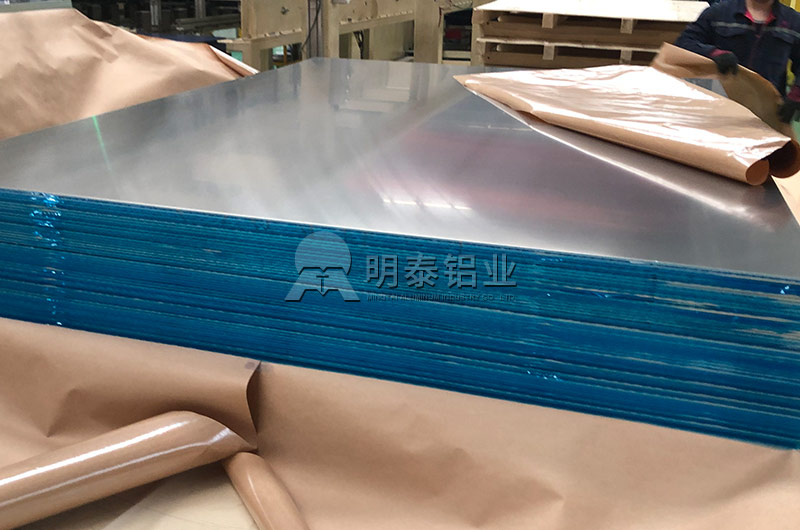 廣東電池托盤(pán)用鋁合金板帶規(guī)格有哪些？具體價(jià)格多少